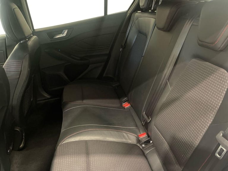 2019 Ford Focus 1.0T EcoBoost ST-Line X Hatchback 5dr Petrol Manual Euro 6 (s/s) (125 ps) Hatchba...