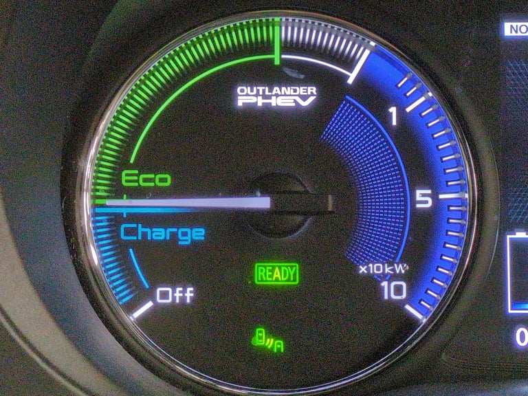 2021 Mitsubishi Outlander 2.4h TwinMotor 13.8kWh Exceed Safety SUV 5dr Petrol Plug-in Hybrid CVT ...