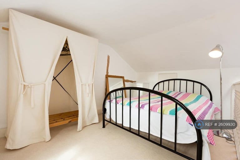 3 bedroom house in Reading Road, Henley-On-Thames, RG9 (3 bed) (#2609930)