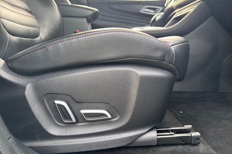 2023 MG MG HS 103408 Hatchback Automatic