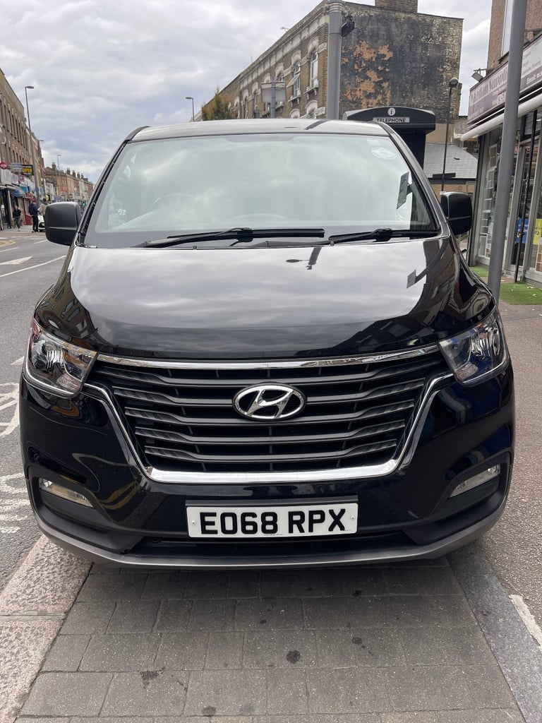 Hyundai, I800, MPV, 2018, Other, 2497 (cc), 5 doors