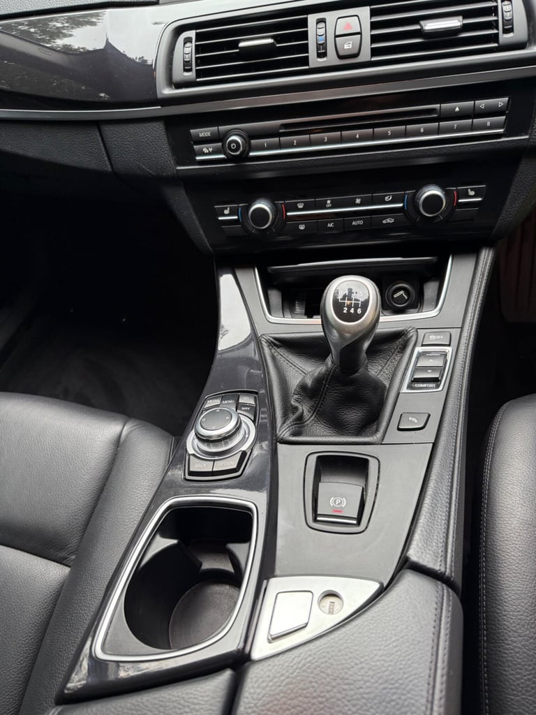 2014 BMW 5 Series 520d SE 5dr ESTATE DIESEL Manual