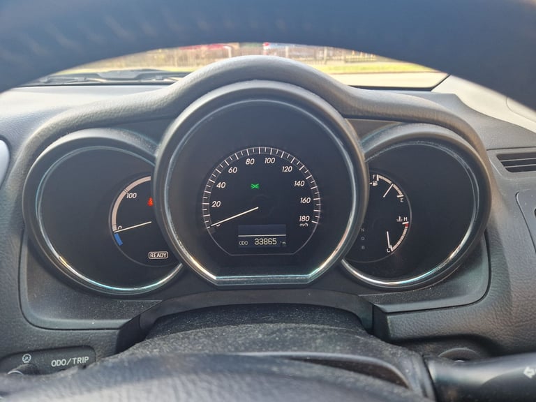Toyota Harrier Hybrid, 2008, 3310 (cc)