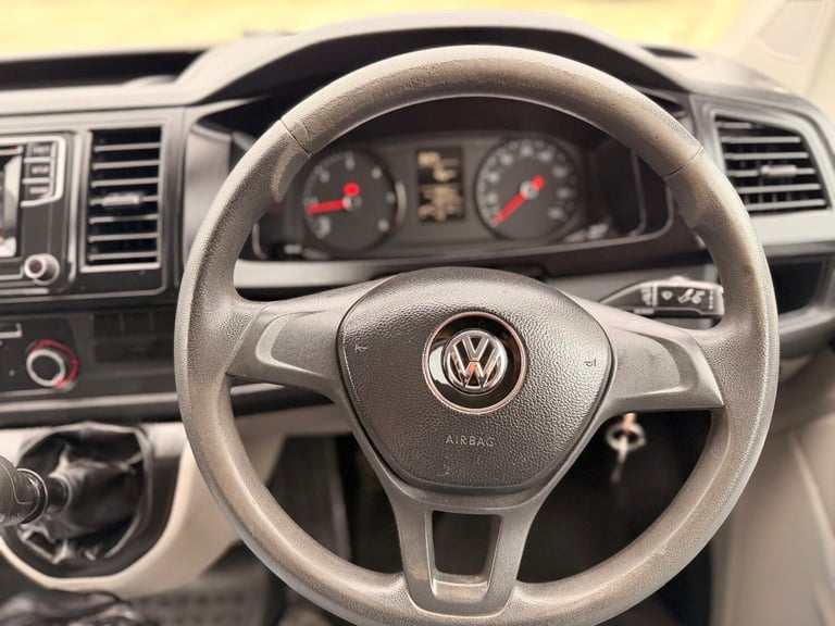 2017 Volkswagen Transporter 2.0 TDI BMT 102 Startline Van Euro 6 PANEL VAN Diesel Manual
