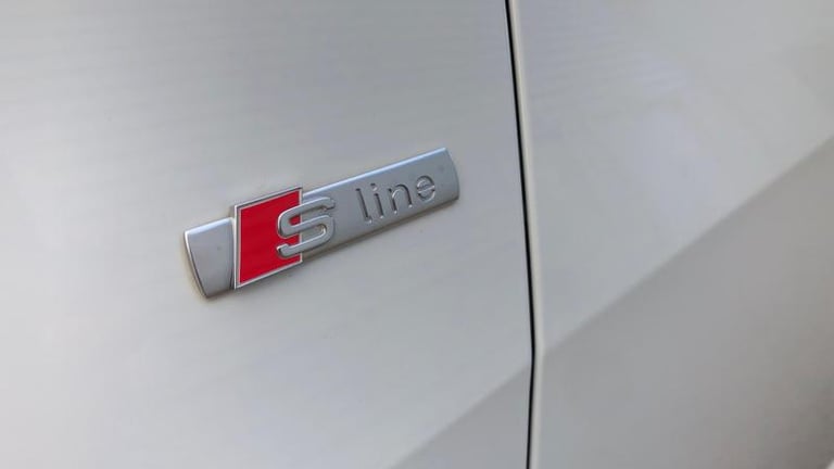 2019 Audi A6 Avant Black Edition 45 TFSI quattro 245 PS S tronic Automatic Saloon Petrol Automatic