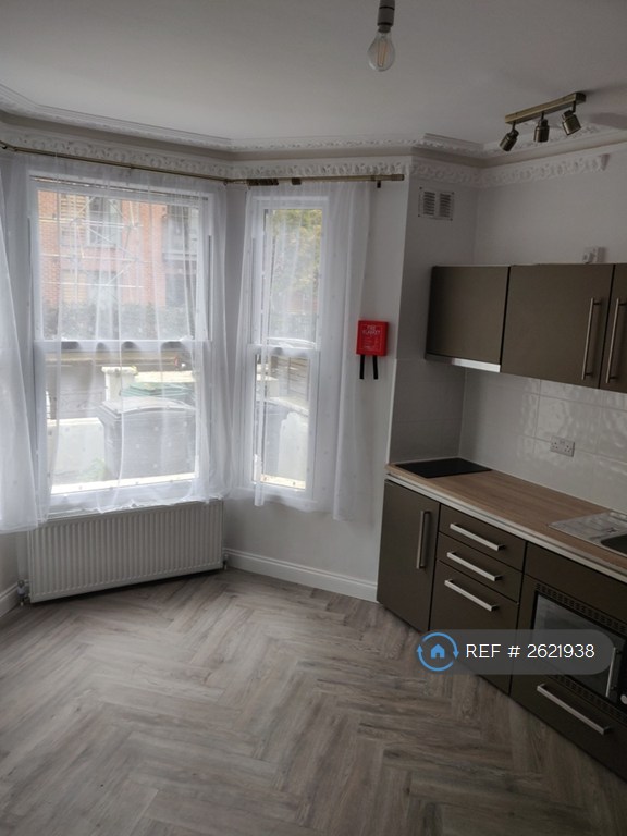 image for Studio flat in Maygrove Road, London, NW6 (#2621938)