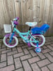 Excellent condition Frozen bike with stabilisers