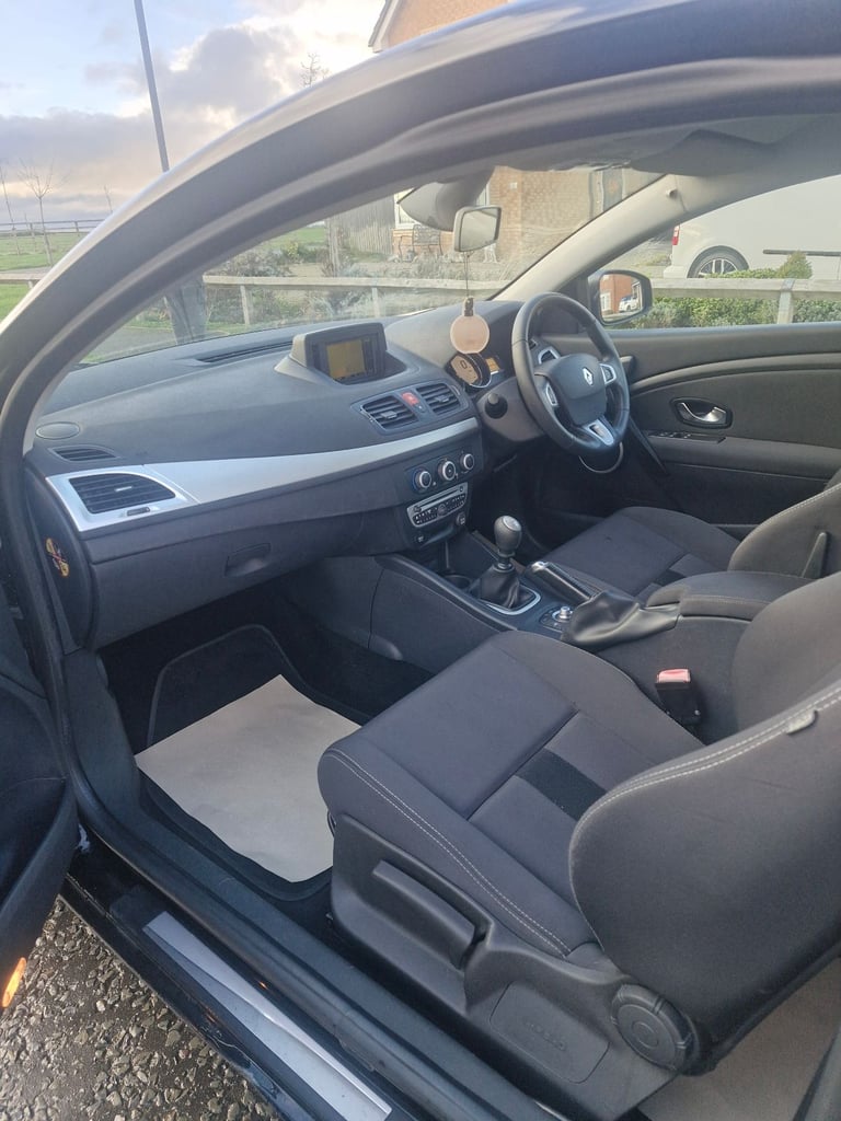 Renault, MEGANE, Coupe, 2011, Manual, 1870 (cc), 3 doors