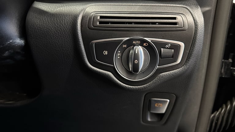 2020 Mercedes-Benz V-Class V220 d Sport 5dr 9G-Tronic [Extra Long] Diesel Estate Estate Diesel Au...