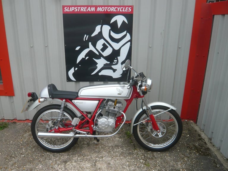 Honda DREAM 50 1997 RETRO SPORTS BIKE CLASSIC CR 110 REPLICA CAFE RACER NAKED R 