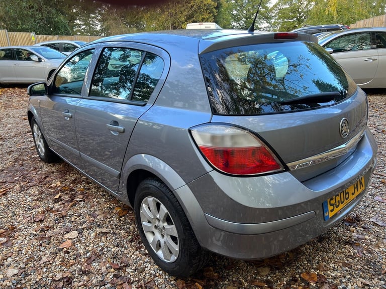 2006 Vauxhall Astra 1.6i 16v Club 5dr HATCHBACK Petrol Manual