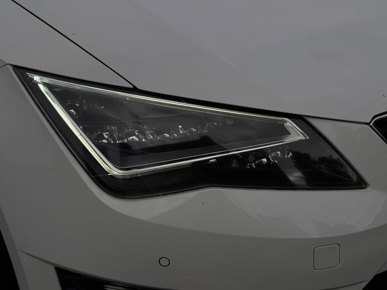 2015 SEAT Leon 1.4 TSI FR Black Technology Euro 6 (s/s) 5dr HATCHBACK Petrol Manual