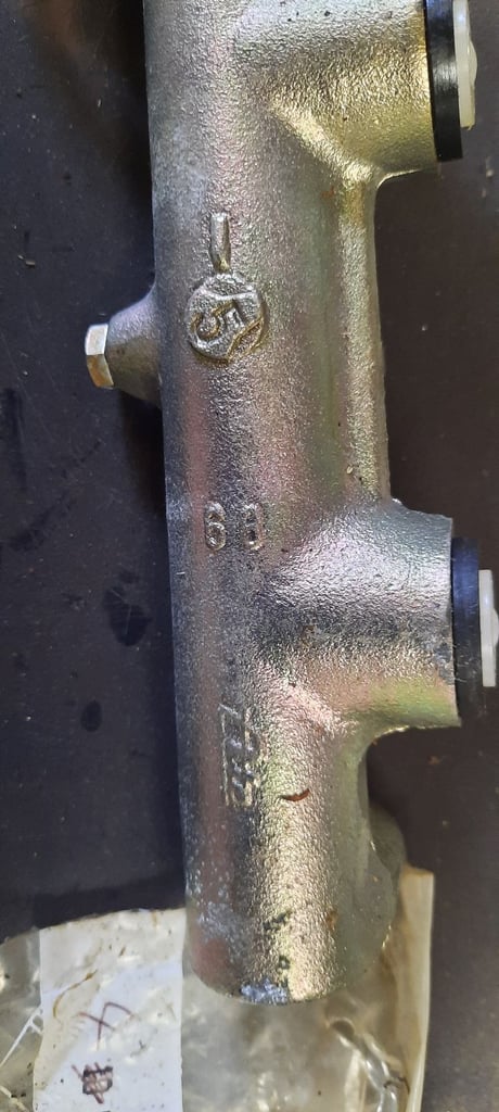 4601 50 Peugeot Brake Master Cylinder