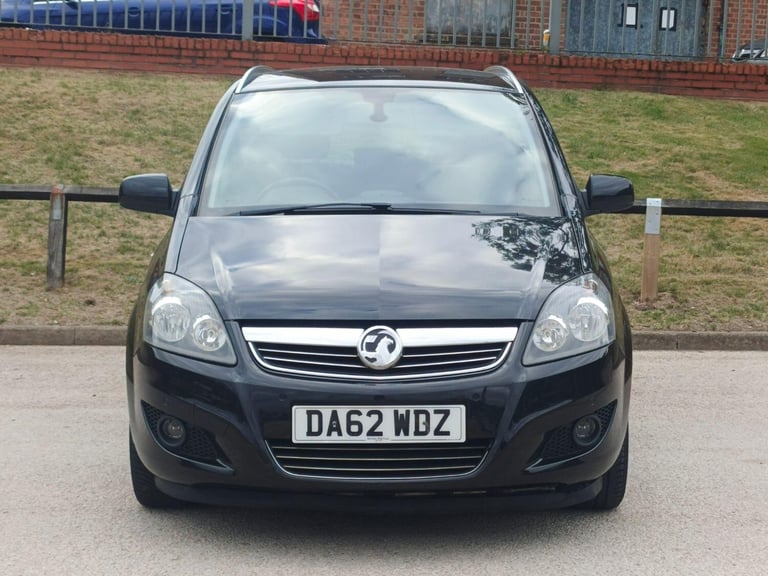 2012 Vauxhall Zafira 1.6 16V Design Euro 5 5dr (SNav) MPV Petrol Manual