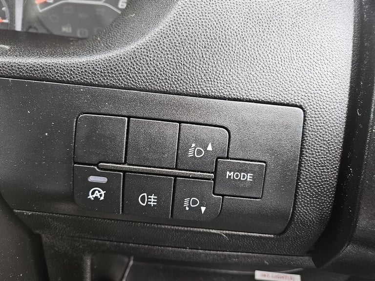 2021 Peugeot Boxer BlueHDi 335 Professional  L3 H2 Euro 6 140ps Panel Van Diesel Manual
