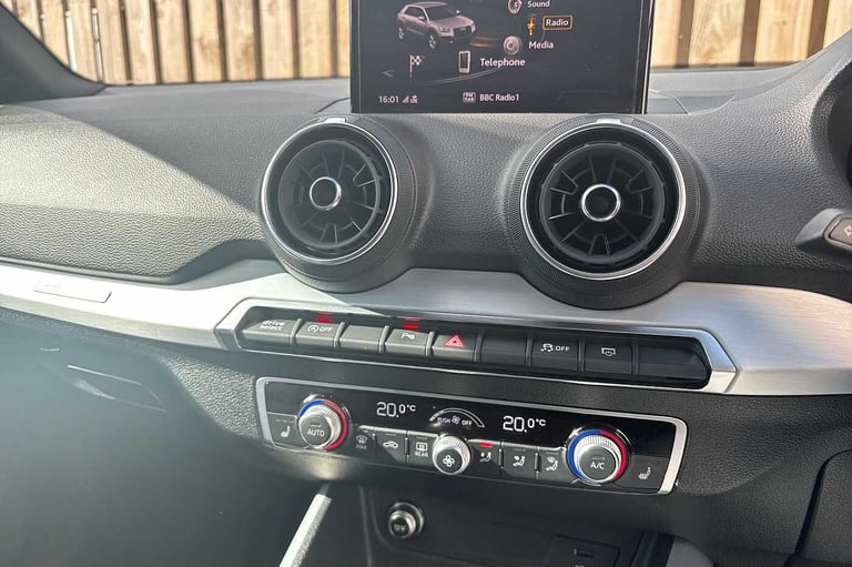 2023 Audi Q2 35 TFSI S Line 5dr SUV PETROL Manual