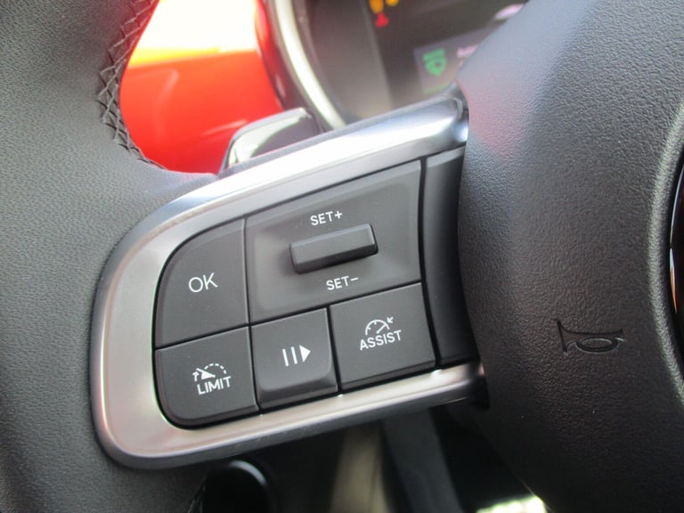 2025 Fiat 600 1.2 MHEV SUV 5dr Petrol Hybrid e-DCT Euro 6 (s/s) (100 ps) HATCHBACK Petrol/Electri...