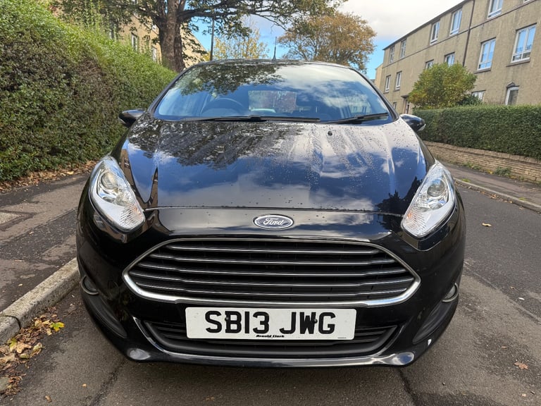 Ford, FIESTA, Hatchback, 2013, Manual, 1241 (cc), 3 doors