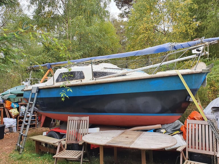 image for Leisure 20 Sailing Yacht with Trailer