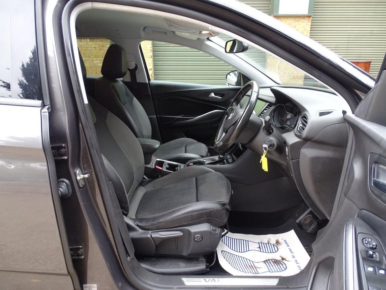 2020 Vauxhall Grandland X 1.2 Turbo SRi Nav Auto Euro 6 (s/s) 5dr HATCHBACK Petrol Automatic