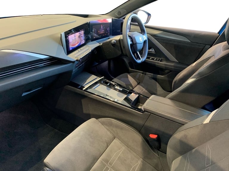 2023 Vauxhall Astra 115kW Ultimate 54kWh 5dr Auto Hatchback Electric Automatic