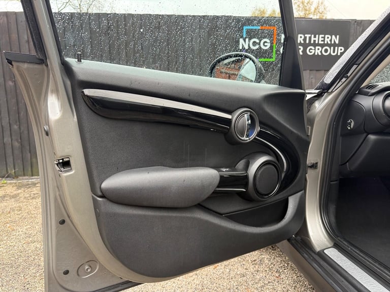 2016 MINI Hatch 2.0 Cooper SD Euro 6 (s/s) 5dr HATCHBACK Diesel Manual