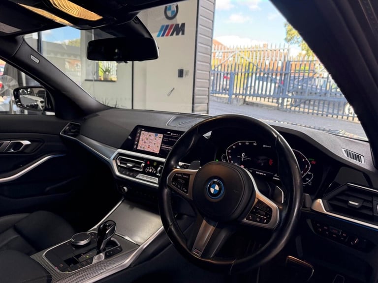 2022 BMW 3 Series 2.0 330e 12kWh M Sport Touring Auto Euro 6 (s/s) 5dr Estate PETROL/ELECTRIC Aut...