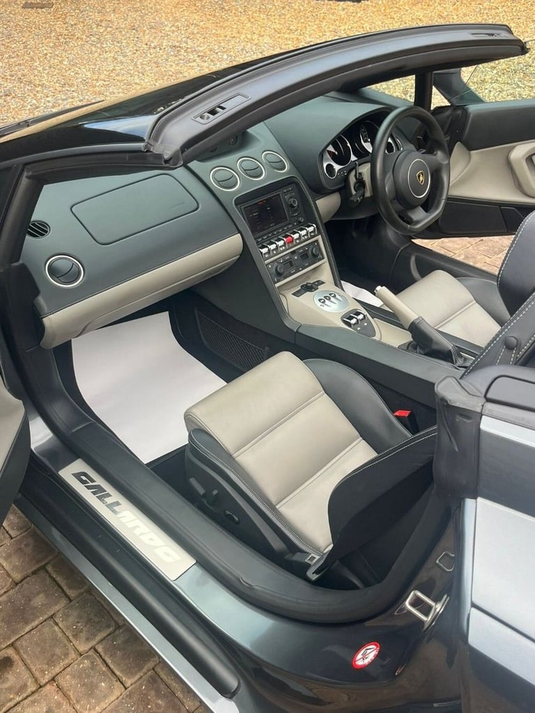 2011 Lamborghini Gallardo 5.2 V10 SPYDER 2d LP560-4 Convertible Petrol Semi Automatic