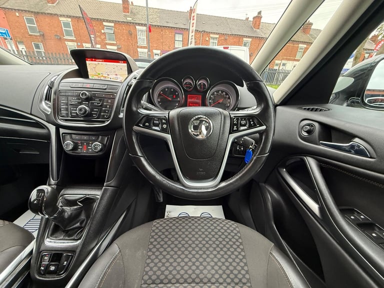 2016 Vauxhall Zafira Tourer 1.6 CDTi ecoFLEX Tech Line MPV 5dr Diesel Manual Euro 6 (s/s) (136 ps...
