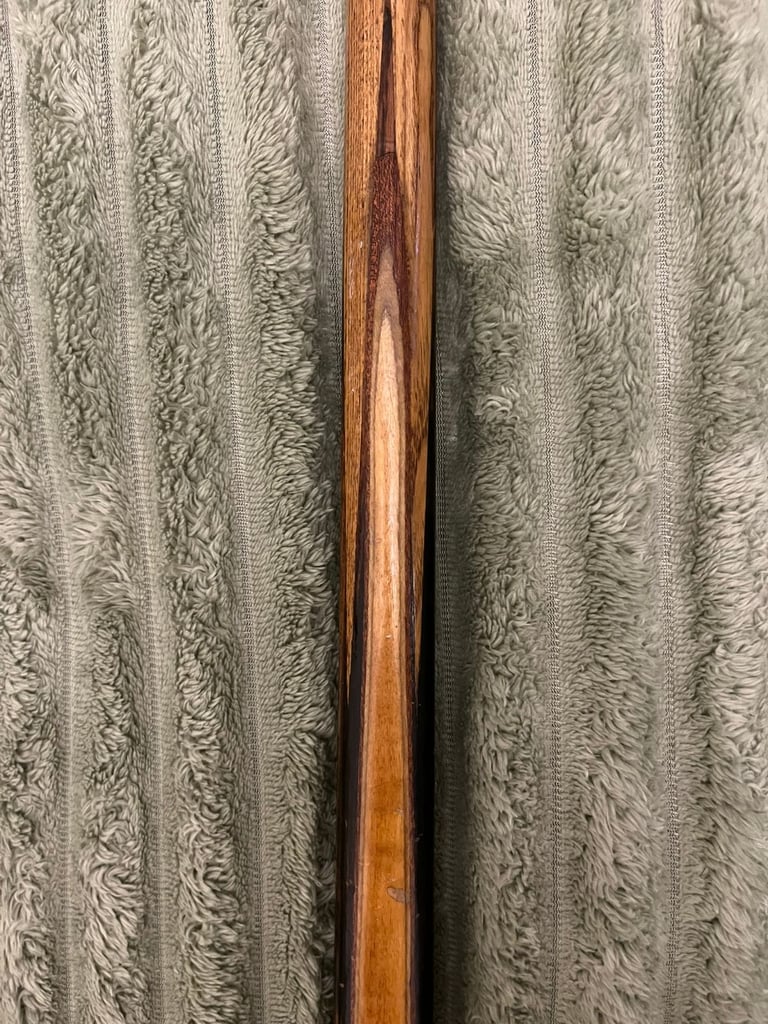 Beautiful One Piece Vintage Ash Snooker Cue & Hard Case