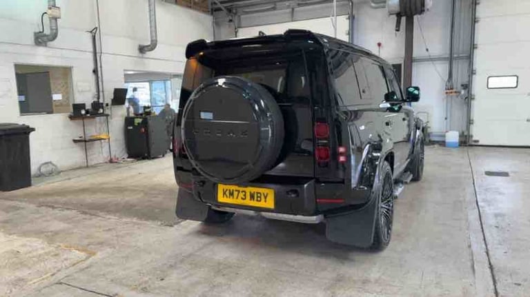 2024 Land Rover Defender 110 3.0 D300 MHEV X-Dynamic SE SUV 5dr Diesel Auto 4WD Euro 6 (s/s) (300...