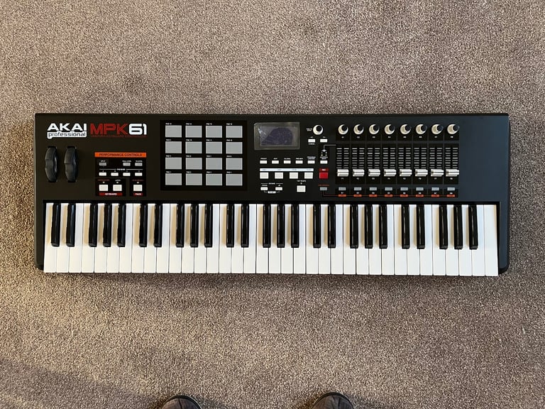 Akai MPK61 Midi Keyboard and Stand - Excellent Condition