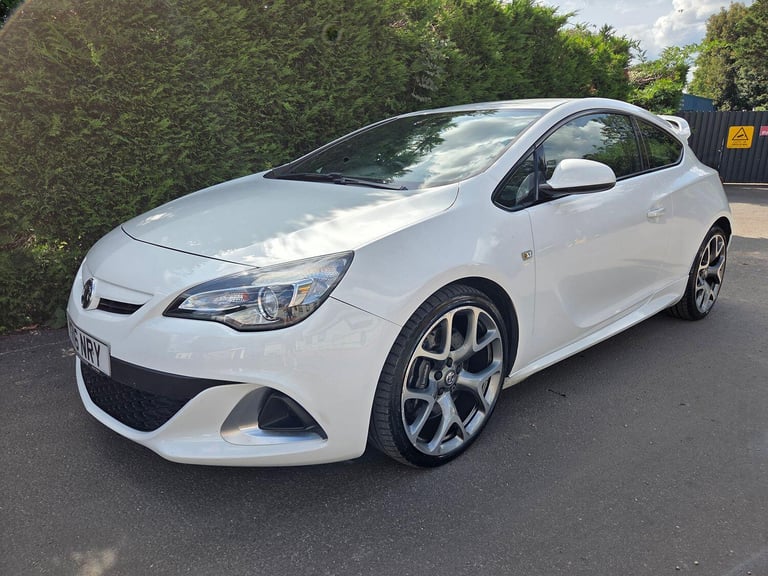 VAUXHALL ASTRA GTC 2.0 T VXR 2016