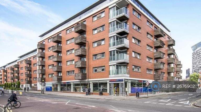 2 bedroom flat in Skyline, Birmingham, B1 (2 bed) (#2676902)