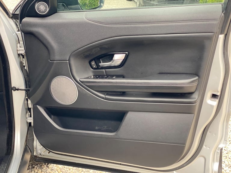 2017 Land Rover Range Rover Evoque 2.0 eD4 SE Tech FWD Euro 6 (s/s) 5dr ESTATE Diesel Manual