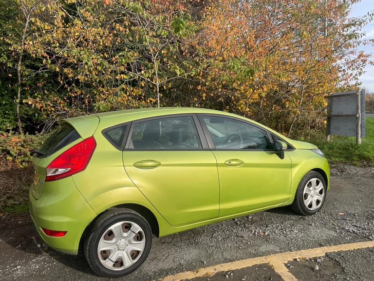 FORD FIESTA 1.4 STYLE+ 59 REG GREEN 5 DOOR 12 MONTHS MOT TAX £195 LOW INSURANCE 48+MPG