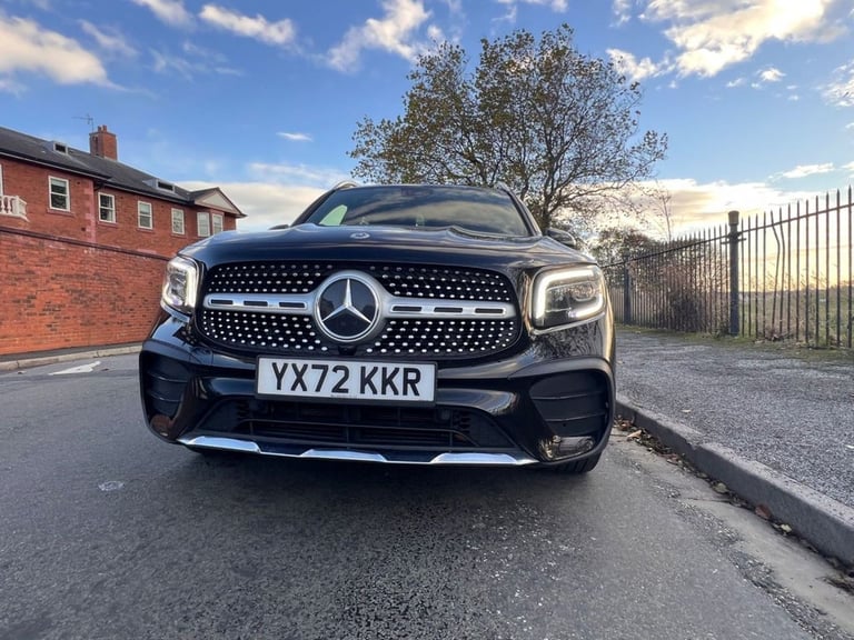 2022 72 MERCEDES-BENZ GLB 2.0 GLB220D AMG LINE SUV 5DR DIESEL 8G-DCT 4MATIC EURO