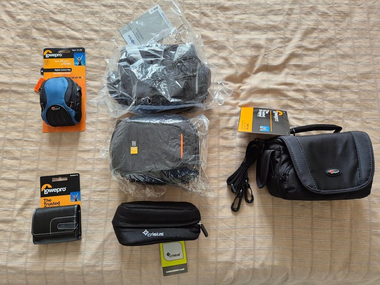 image for Lots of new bags camera bags or device bags - Lowepro, CaseLogic and Samsonite - prices from £2