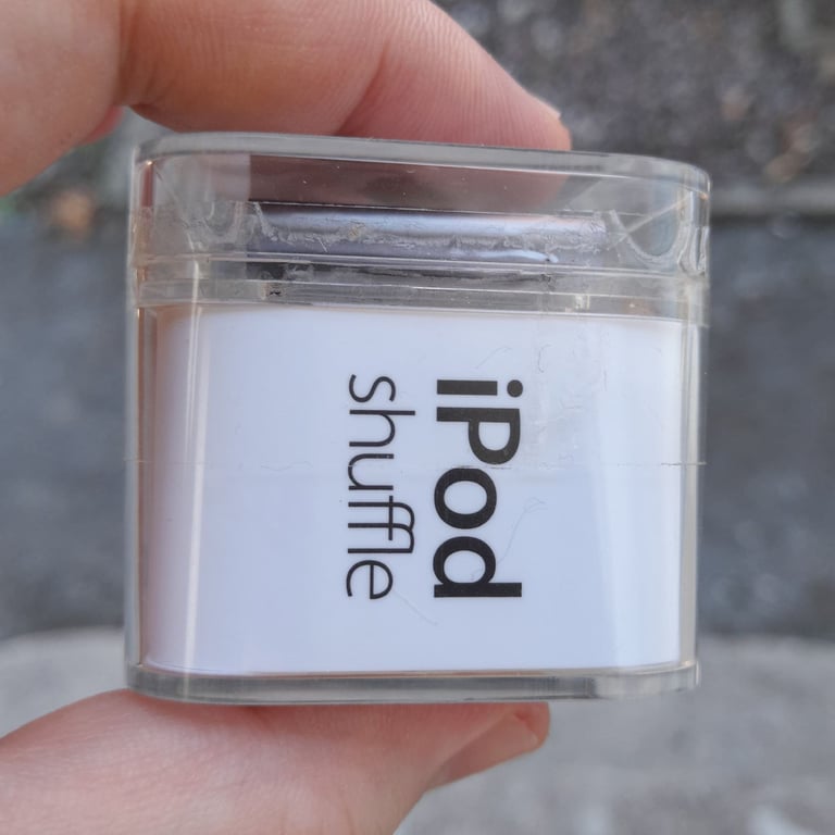 NEW iPod Shuffle