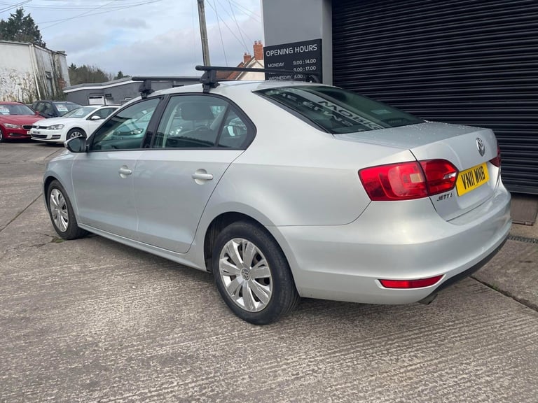 2011 Volkswagen Jetta S Tdi Bluemotion Technology Saloon Diesel Manual