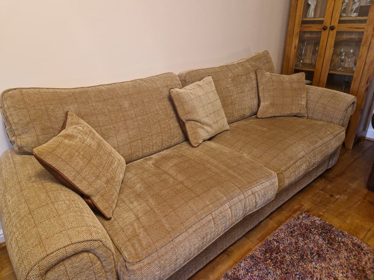 Large 3 seater Sofa and matching chair 