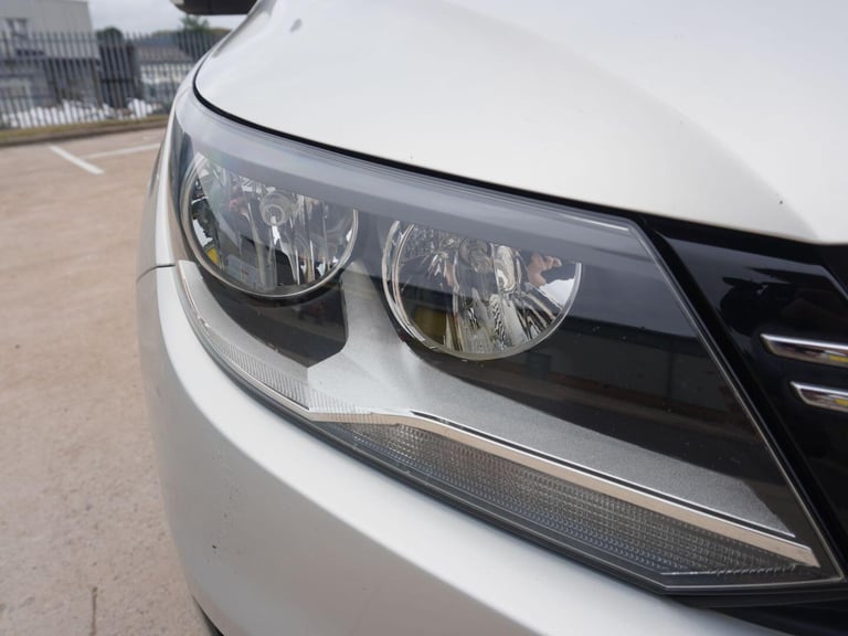 2014 Volkswagen Tiguan 2.0 TDI BlueMotion Tech Match DSG 4WD Euro 5 (s/s) 5dr SUV Diesel Automatic