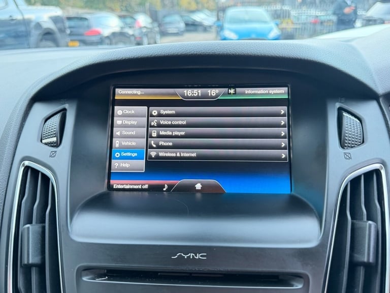 2016 Ford Focus 1.0 EcoBoost 125 Zetec 5dr Auto HATCHBACK PETROL Automatic