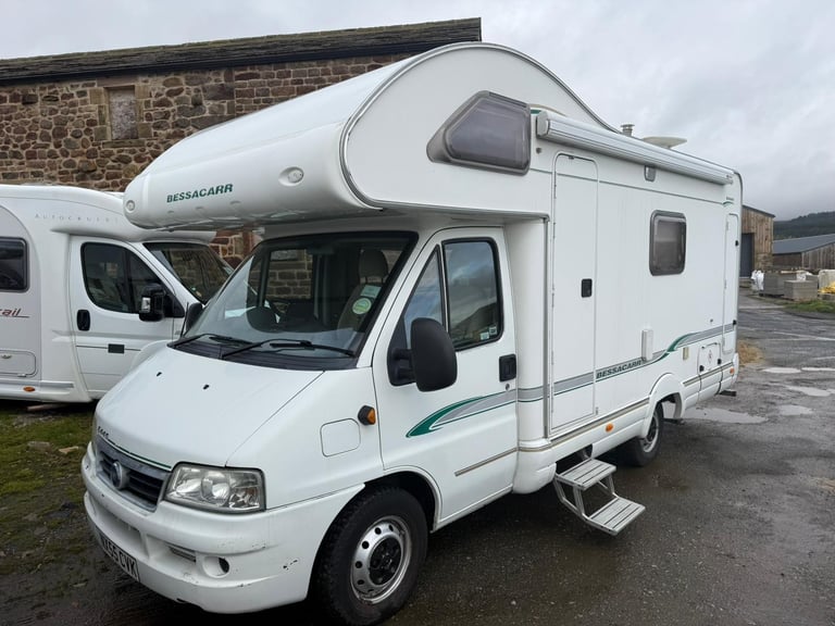 image for 2005 - Bessacarr E445 - 2.3ltr - 55,000 Miles - 4 Berth / 2 Belts 