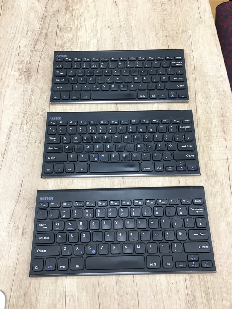 image for Arteck 2.4G Wireless Keyboard Stainless Steel Ultra Slim Full Size Keyboard for Computer/Desktop/PC