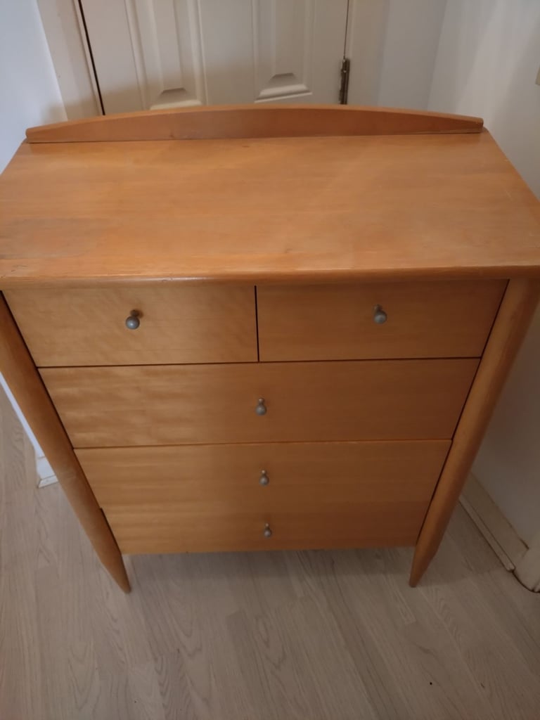Chest of drawers. Perfect condition.
