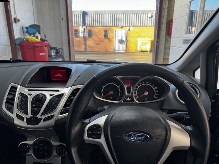 2009 Ford Fiesta 1.2L Zetec 82 Hatchback 3dr Petrol Manual Euro 4 (81 bhp) Hatchback Petrol Manual