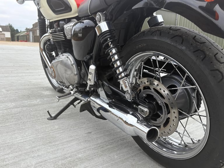 Triumph T100 Bonneville 900cc Bonne T 100