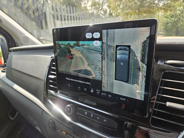 FORD TRANSIT 410 2.0 EcoBlue 165ps L3 H2 14 Seater Limited AUTO [Nav] * PLUS VAT