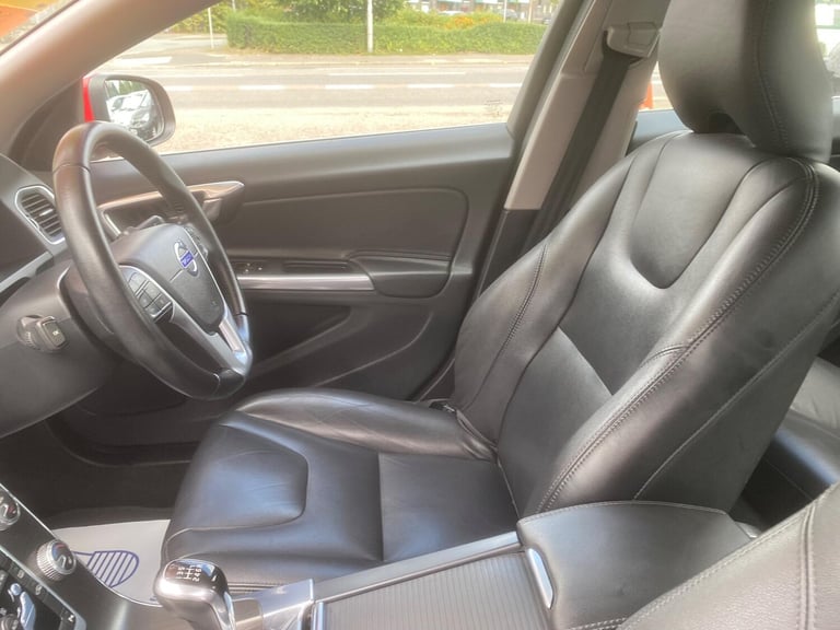 2016 Volvo S60 T3 [152] SE Nav 4dr SALOON PETROL Manual